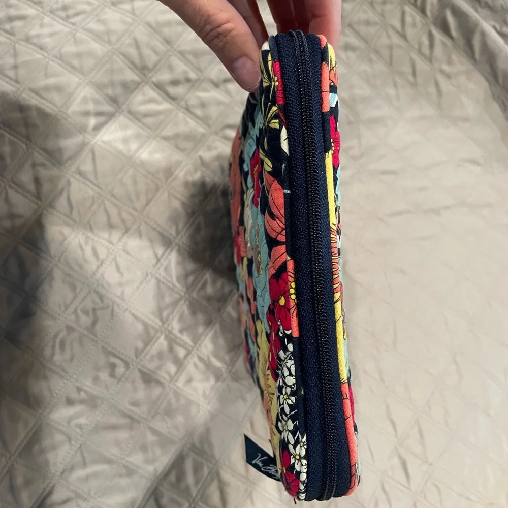 Vera Bradley “Happy Snails” Print Tablet Sleeve, 8x10”